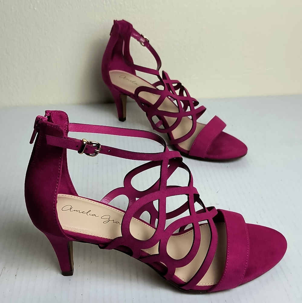 Amelia Grace Size 9 Pink Strappy Heels with Ankle Strap Rear Zip